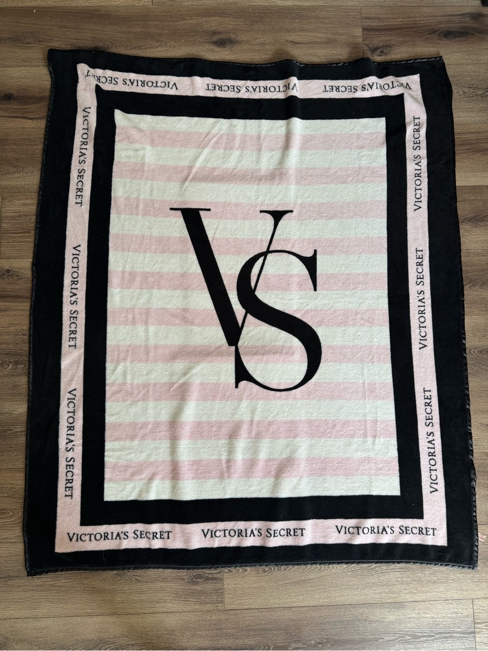 Victoria's Secret VS Logo Fleece Blanket, White Black Pink